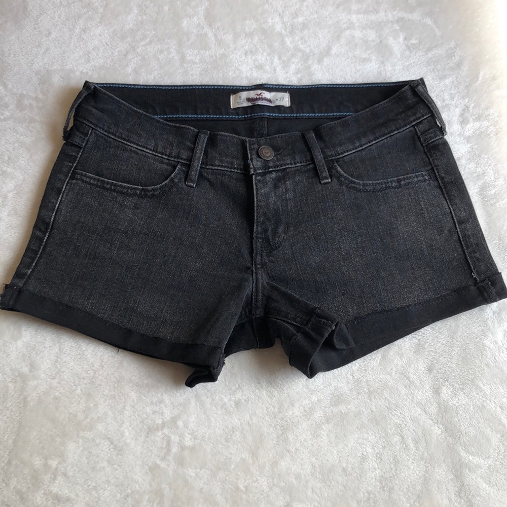 Hollister shorts never worn